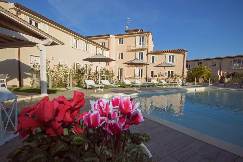 Il Tremarino Aparthotel Камайоре Екстериор снимка
