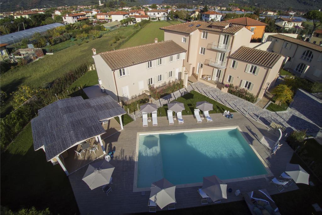 Il Tremarino Aparthotel Камайоре Екстериор снимка