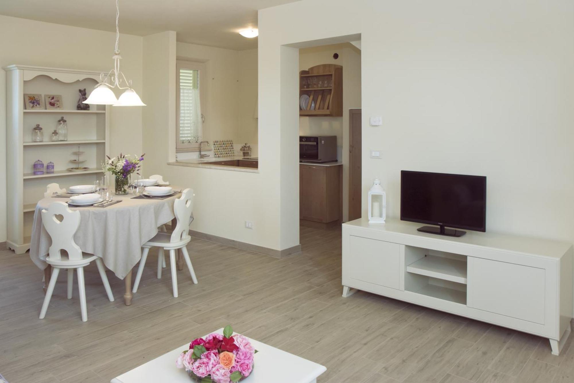 Il Tremarino Aparthotel Камайоре Екстериор снимка